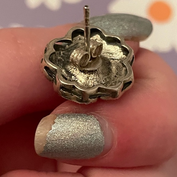 Vintage Flower Marcasite Faux Pearl Silver Stud Earrings - Picture 4 of 5